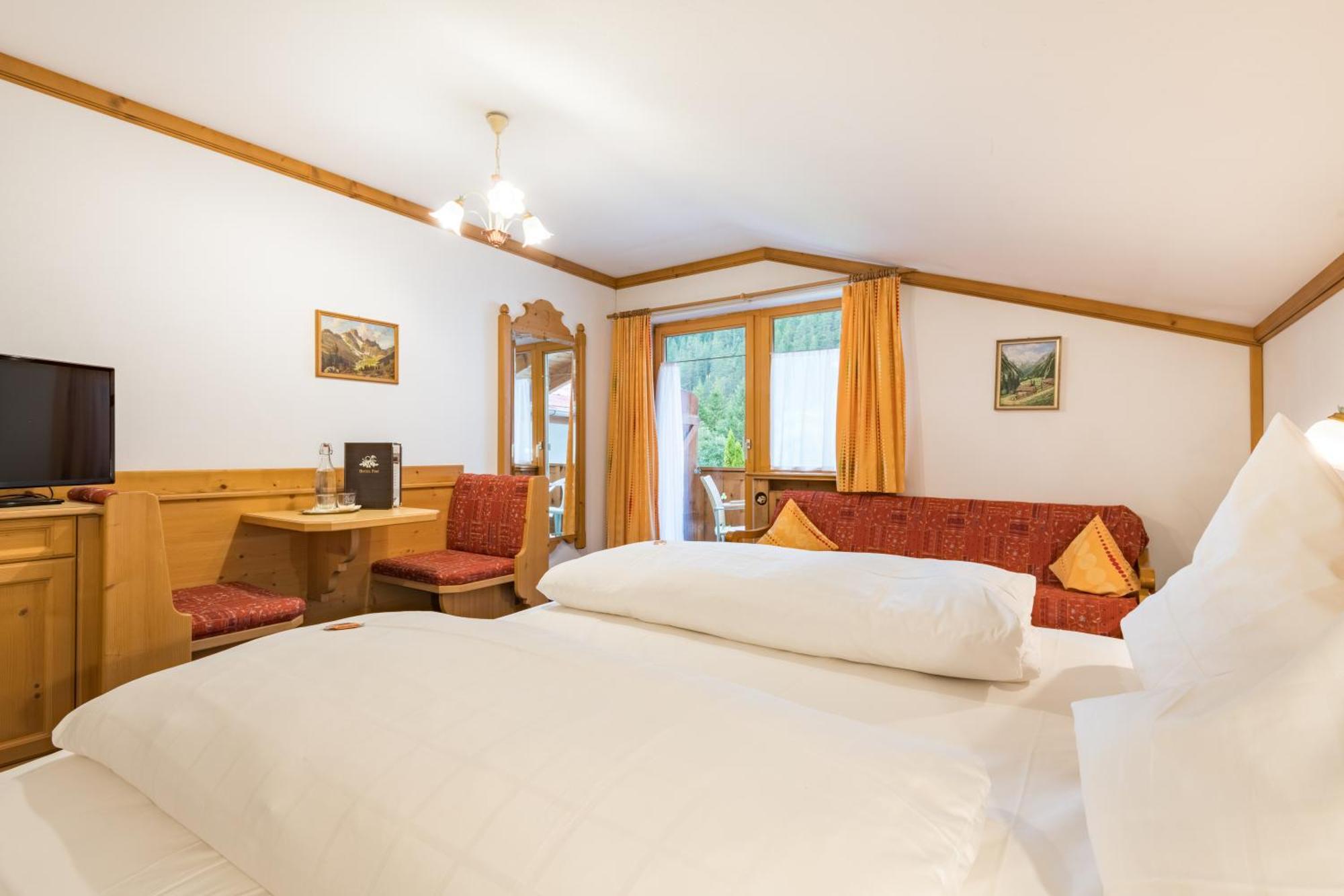 Hotel Post Bach  Phòng bức ảnh