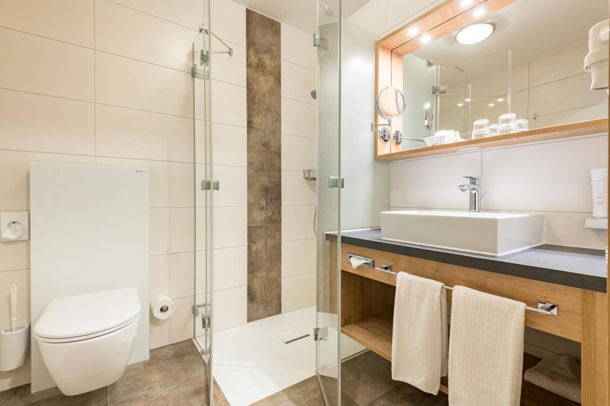 Hotel Post Bach  Phòng bức ảnh